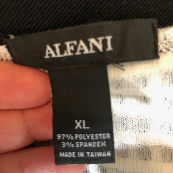 Black & White Check Knit Skirt, XL - Picture 5 of 6